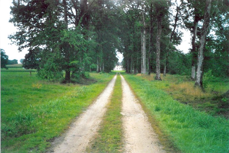 Aktualne zdjcie dworu w Dsertines wykonane latem 2002 roku.