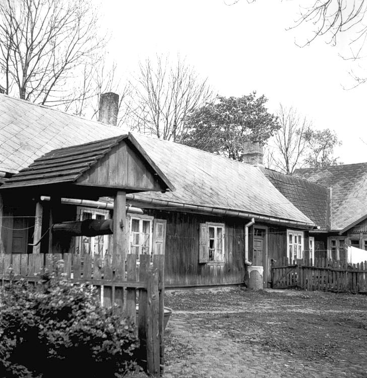 Domy przy Emilii Plater koniec lat 50-tych